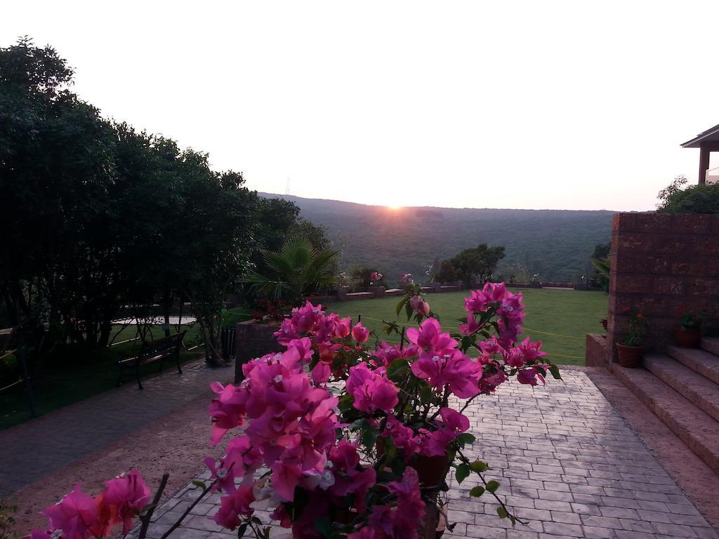 Bella Vista Resort Mahābaleshwar Exterior foto